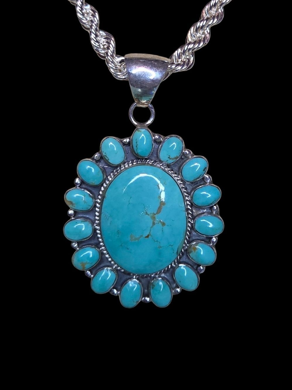 Southwestern Style Turquoise Oval Cluster Pendant Necklace 12g